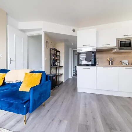 Appartement Maison 4 Ch, Ideal Deplacement Pro, Parking, Renove *